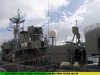 CF Filardi, comandante do ROU Uruguay, ao lado da antena de comunica��o via sat�lite